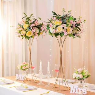 �T̨��·����c����С�U����ɫ������ƿ�[���Ɍ��b���