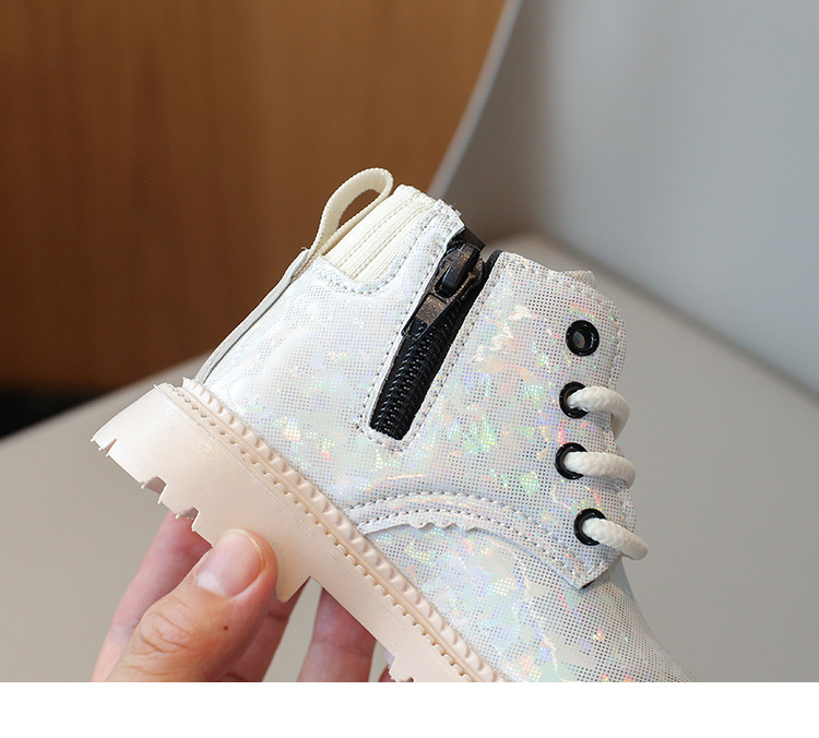 Scarpe autunnali 2024 Nuove scarpe Martin per bambini di taglia media e piccola, stivali corti impermeabili in pelle alla moda per ragazzi_voghion.com