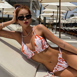 跨境欧美三角杯聚拢性感露背丁字裤印花绑带分体三件套比基尼女