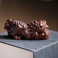 海黄 | 瑞狮戏球   摆件家居桌面装饰摆件中式木质台屏工艺品