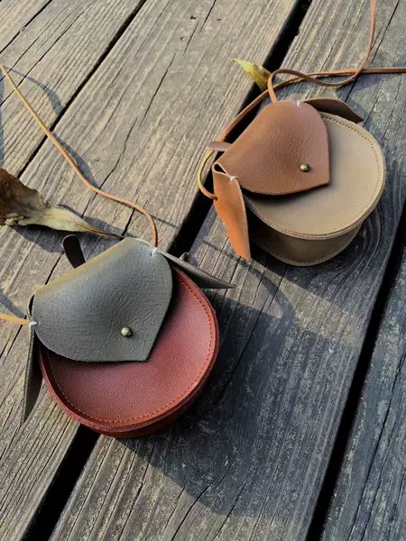 New Leather Retro Children's Fruit-Shaped Bag, Girls' Contrasting Color Coin Purse
