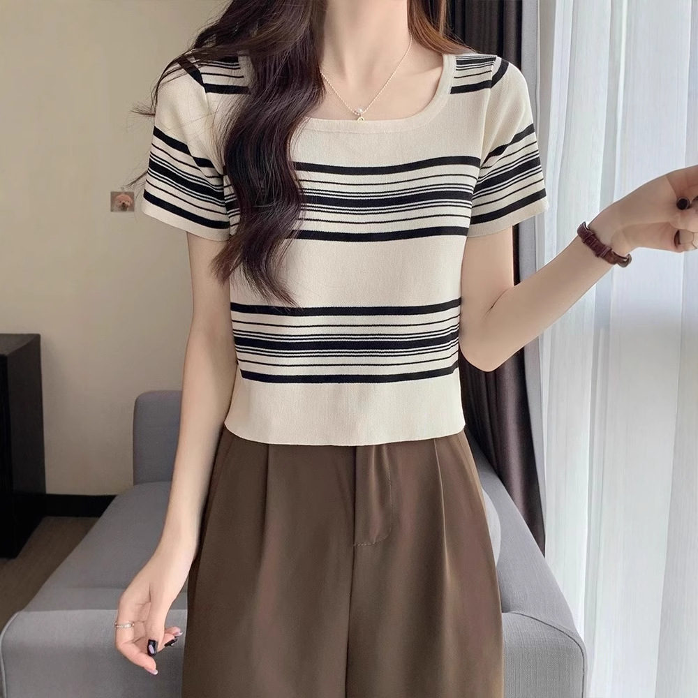 Ropa de verano 2025, nuevo estilo francés dulce y picante viento interior con mangas cortas de cuello cuadrado de mujer camisa de punto rayada corta camisa de estudiante