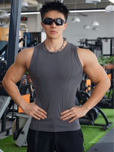 New Men's Vest Outdoor Running Training Sports Fitness Cool Silk Cotton Pit Strip Breathable Iron Solid Color Top