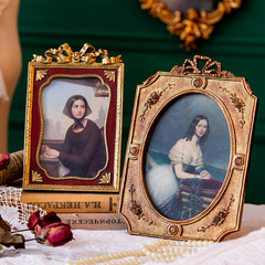 European retro style resin decorative picture frame wall hanging decorative picture wall resin picture frame shelf ornament shelf wall hanging