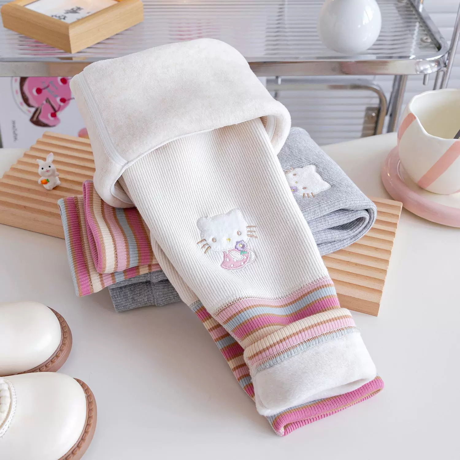 Иностранные девушки осенью и зимой бархатные теплые леггинсы без костей детские модные зимние брюки в полоску детские брюки