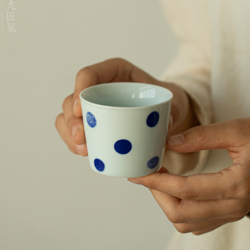 影青波点茶杯青花咖啡杯主人杯创意猪口杯家用高颜值陶瓷品茗杯