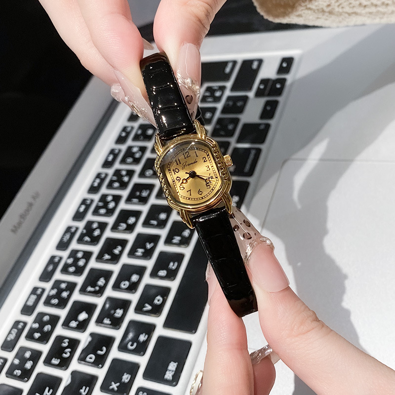 歌浪迪/JRANDE品牌中古风女士手表小众高级感复古女表石英防水手