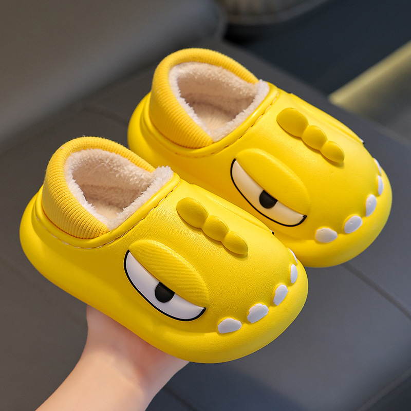 Fábrica al por mayor personalizada zapatillas de algodón para niños invierno EVA pisar excrementos niñas impermeables con zapatillas de algodón para bebés