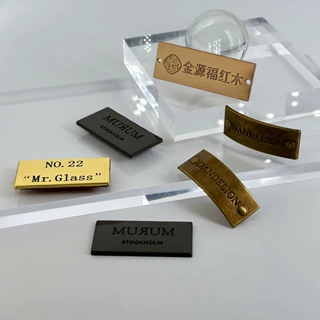 厂家直供服装金属logo标牌 手袋五金铭牌 服装金属logo标牌可定制