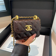 �r�Љ��۰ٴ��¿�߼��|��С����Ů����朗l�������e����б���