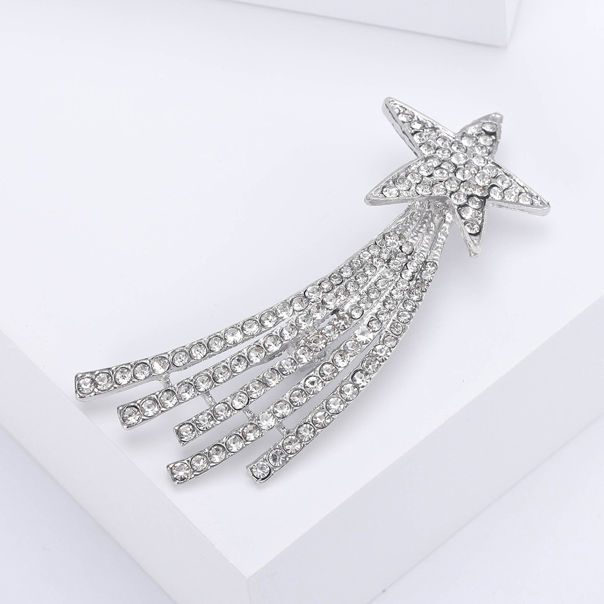 Elegant Star Alloy Unisex Brooches display picture 4