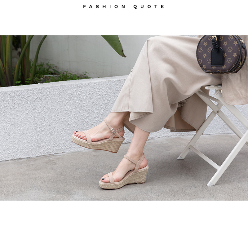 Sandal nữ quai ngang hở mũi gót cao 7 cm đế rơm — Màu đen chi tiết 2