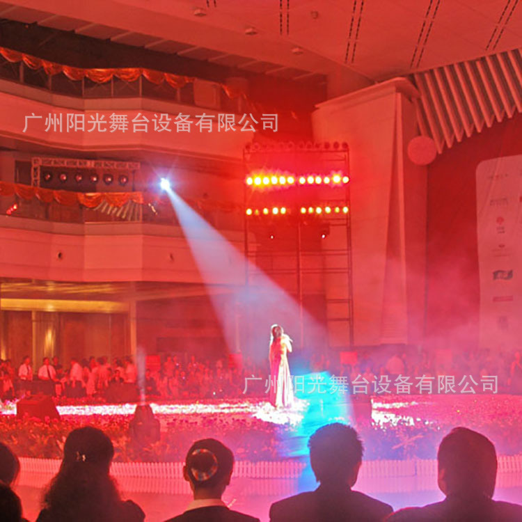 1200W电脑追光灯效果