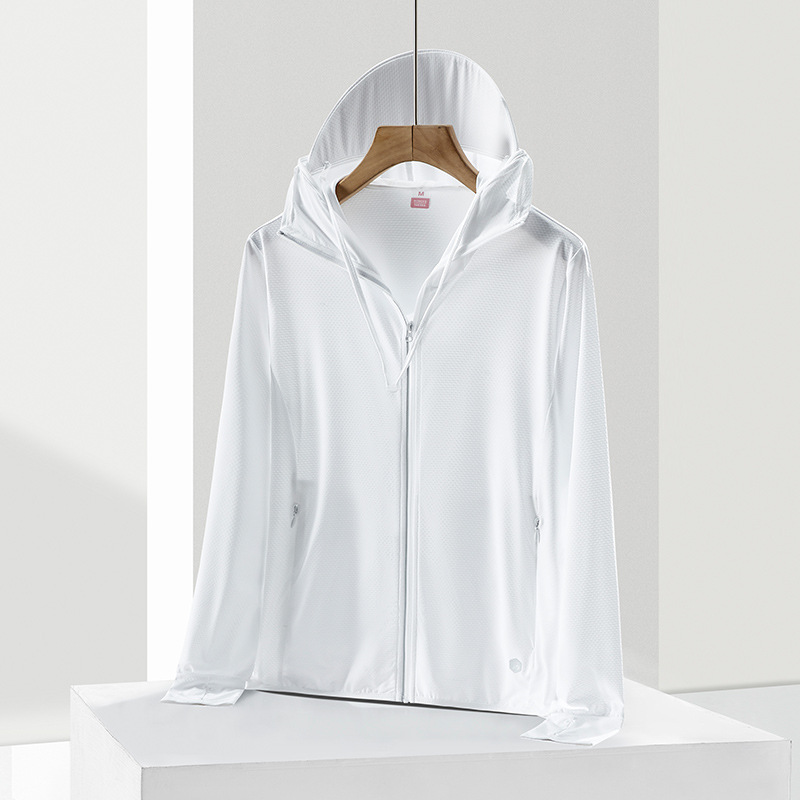 Jiao Mou con la misma ropa de protección solar personalizada de verano de hielo para mujeres grandes gorras desmontables ligeras y delgadas transpirables anti-UV para hombres