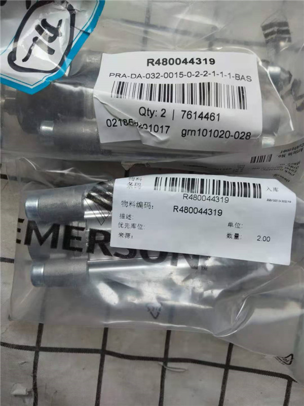 滚柱滑块/R185362310  互换型号18536232X  法兰加长型65规格