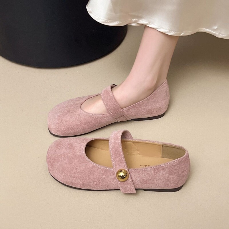 Women's Mary Jane shoes with soft soles, large size, versatile single shoes, size 41, stunning shallow loafers, paired with a size 43 French retro dress, size 42 Women's Mary Jane shoes with soft soles, large size, versatile single shoes, size 41, stunning shallow loafers, paired with a size 43 French retro dress, size 42