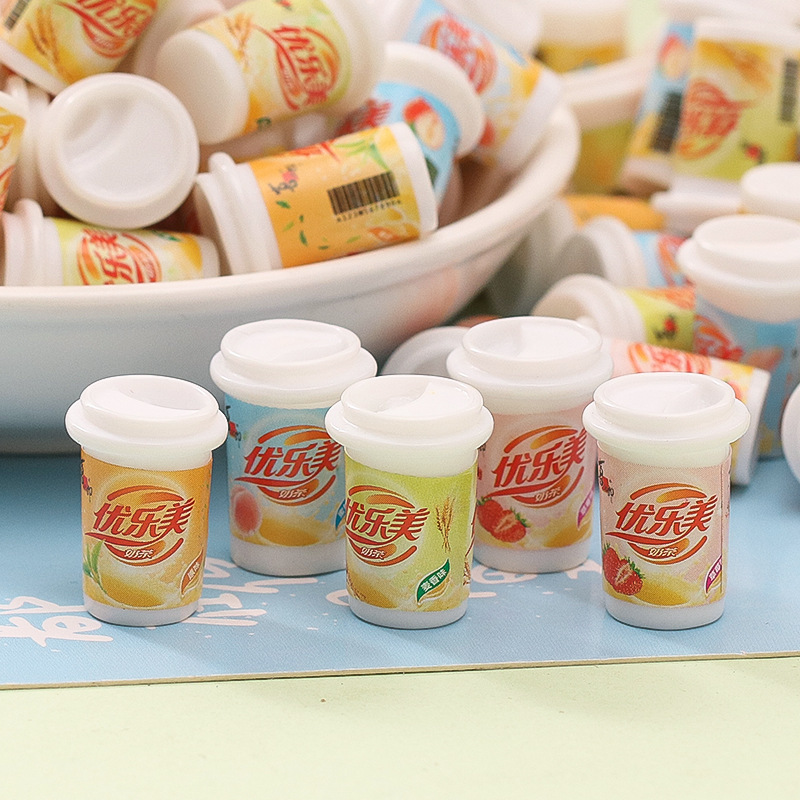 Mini simulation bubble tea cup DIY miniature supermarket children's toys micro ornaments doll machine accessories wholesale Mini simulation bubble tea cup DIY miniature supermarket children's toys micro ornaments doll machine accessories wholesale