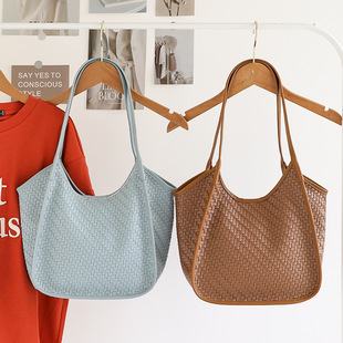 ��ϵ�͹�ܛƤ���ذ�Ů�ٴ���μ�Ҹ�°�С���r��ͨ��������ĸ��