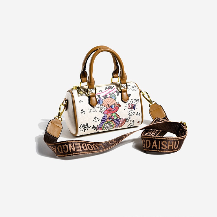 Bags for Women New Anime Fashion Graffiti Cute Bear Cartoon Girl Shoulder Crossbody Bag Satchel Boston Bag