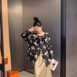 欧货设计感碎花雪纺衫女夏季2024新款韩系小众显瘦V领微透防晒衣