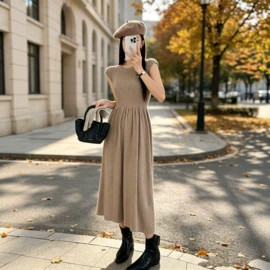 女式针织衫;毛衣;连衣裙