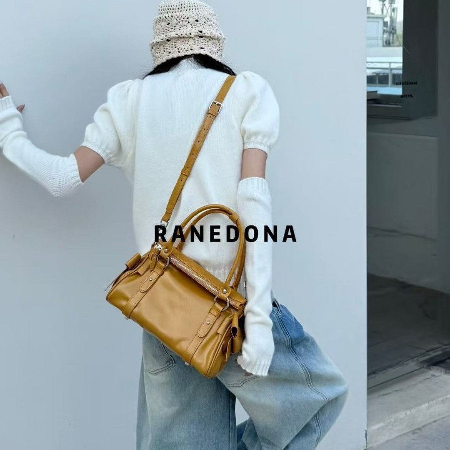 2026 New Bow Knot Motorcycle Bag Trendy Sweet Cool Handbag Large Capacity Commuter Shoulder Crossbody Bag For Women - Thumbnail 5