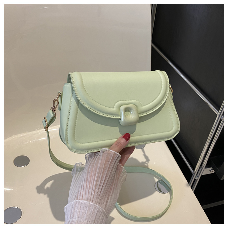 Casual fashion stylish bag women 2024 new simple net celebrity one shoulder solid color small square bag popular crossbody small bag_voghion.com