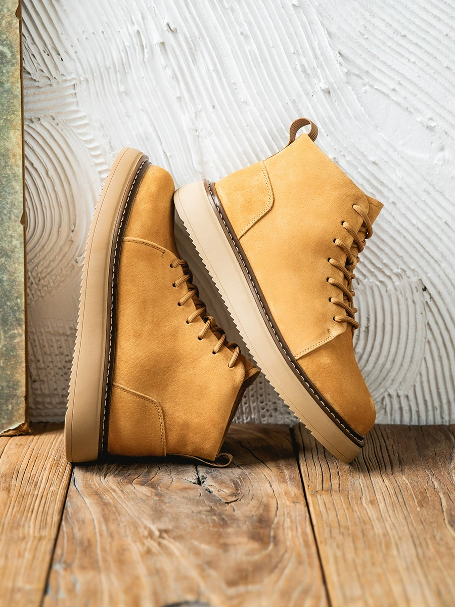 Мужские ботинки, новинка 2024, высокие кожаные туфли в британском стиле, летние замшевые ботинки из натуральной кожи, рабочая одежда на толстой подошве, ботинки из ревеса