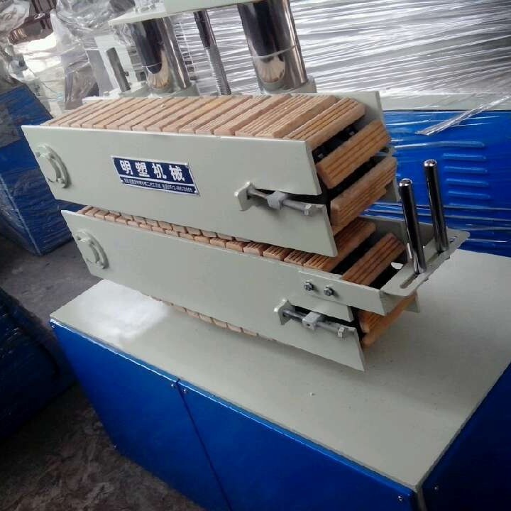 源头厂家 塑料管材型材 履带式 变频 牵引机