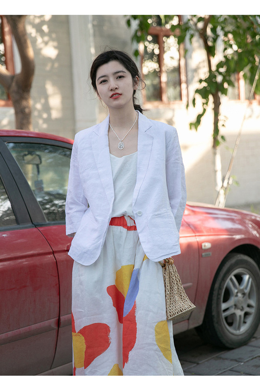 2025 Summer New Style Retro Mid-Sleeve Linen Blazer for Women, Thin Solid Color Short Blazer 2025 Summer New Style Retro Mid-Sleeve Linen Blazer for Women, Thin Solid Color Short Blazer