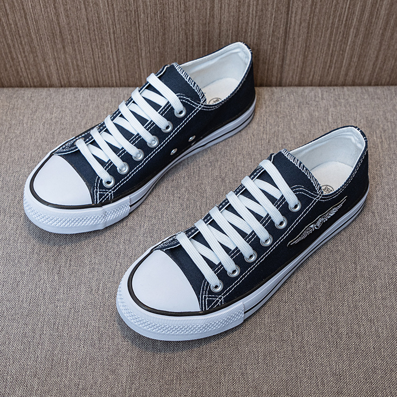 Scarpe di tela di nuovo stile da uomo S basse alla moda coreane con fondo morbido amanti singoli casual tutte le partite alla moda_voghion.com