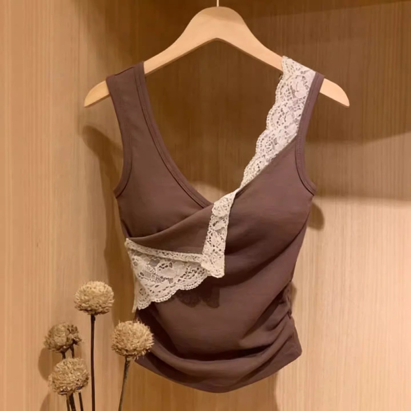 【40 Pieces 1*1 Laiya Matte】Women's Unique and Stylish Lace-Trimmed Camisole with a Distinctive Design