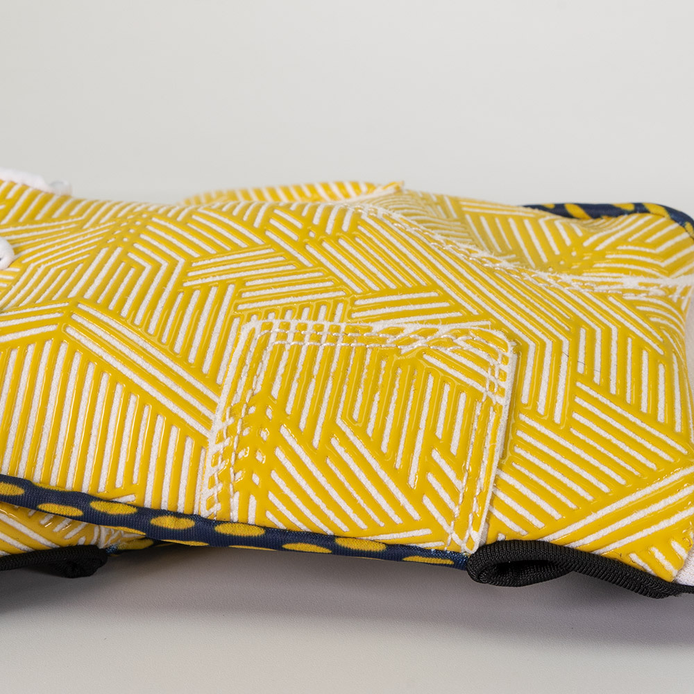 橄欖球裝備美式足球手套麂皮絨防滑透氣訓(xùn)練比賽前鋒成人外接手套