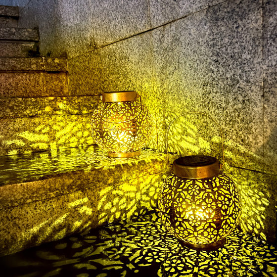 New solar iron projection lamp lantern hollow lamp outdoor garden lamp landscape garden hanging lamp decorative pendant