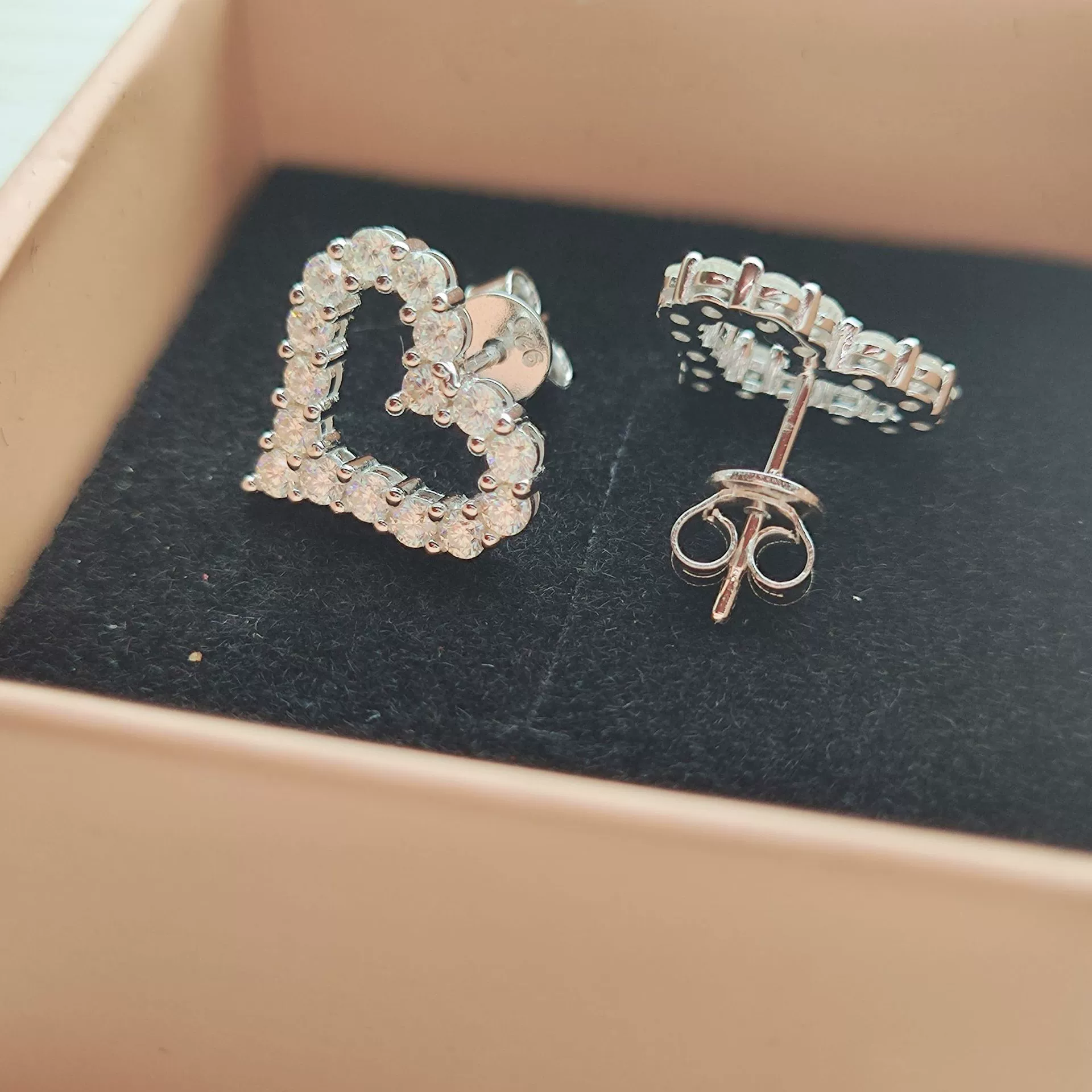 Серьги в форме сердца, оптом, японские и корейские, 0,96 карата, серебро 925 пробы, 2 мм