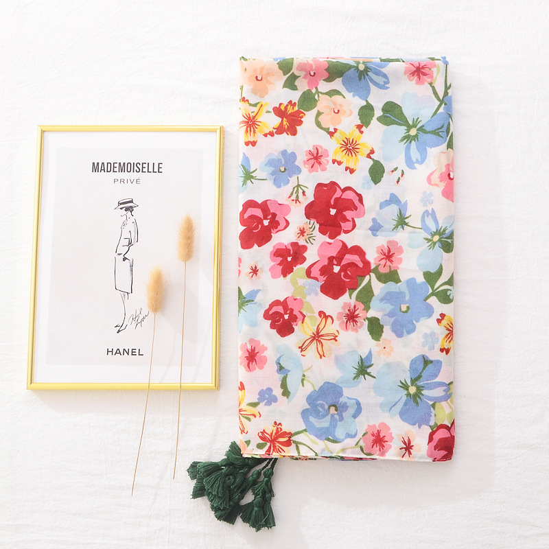 Primavera y verano transfronterizo bufanda de seda fina hojas de colores floral impreso trenza borla de algodón y lino sensación bufanda