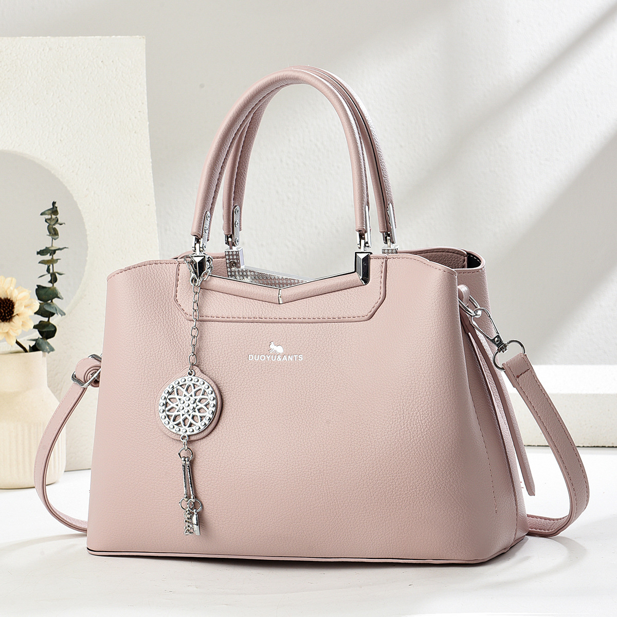 Fabricantes de bolsos de mujer moda todo fósforo comercio exterior nuevo bolso simple de gran capacidad bolso de hombro bolso de mensajero de tendencia coreana