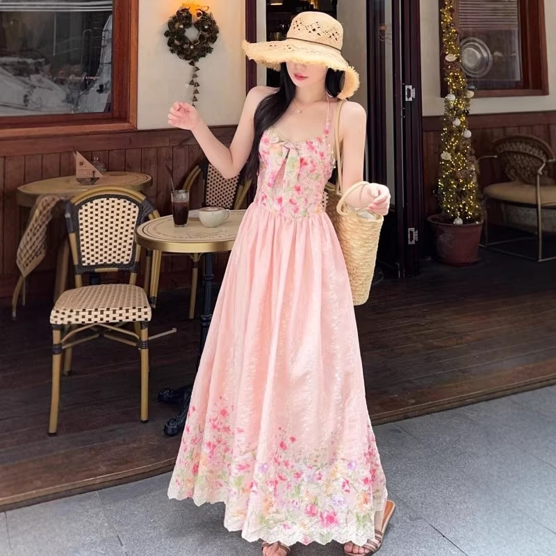 Real Shot~French-Style Elegant Halter Neck Beaded Long Slip Dress, Summer Waist-Cinching Slimming Printed Dress for Women 10053