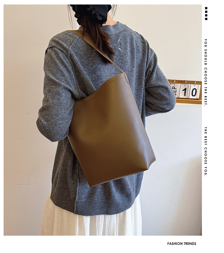 Solid color Tote bag 2024 new style, high-end, large-capacity single-shoulder versatile, niche women's bag, casual and simple bucket bag details Picture
