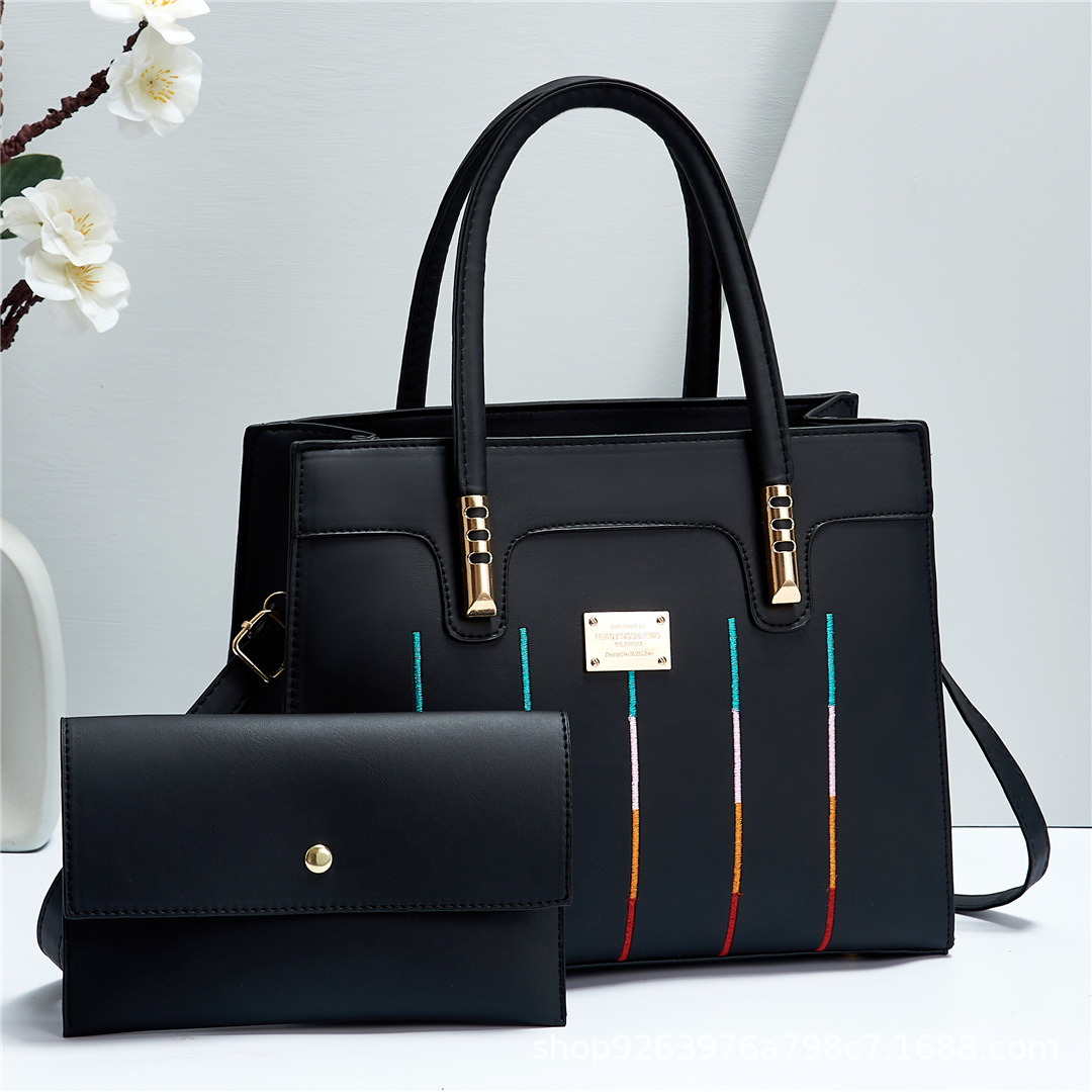 Women's Pu Leather Color Block Classic Style Sewing Thread Square Zipper Bag Sets Handbag display picture 1