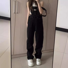 黑色牛仔背带裤女春秋新款宽松减龄高腰显瘦直筒阔腿拖地连体裤子