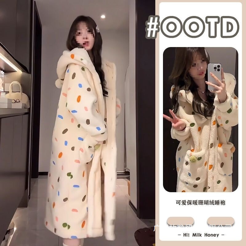 Coral Velvet Pajamas for Women, Winter Soft Plush Hooded Nightgown, Long Four-Season Warm Home Clothes, Can Be Worn Outside the Nightgown