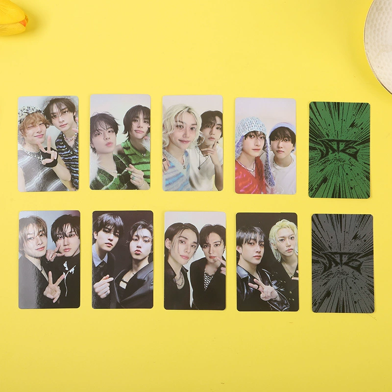 Фотокарточка (STRAY KIDS) компактная карточка, ламинированная 5,4 × 8,6 см, коллекционные варианты
