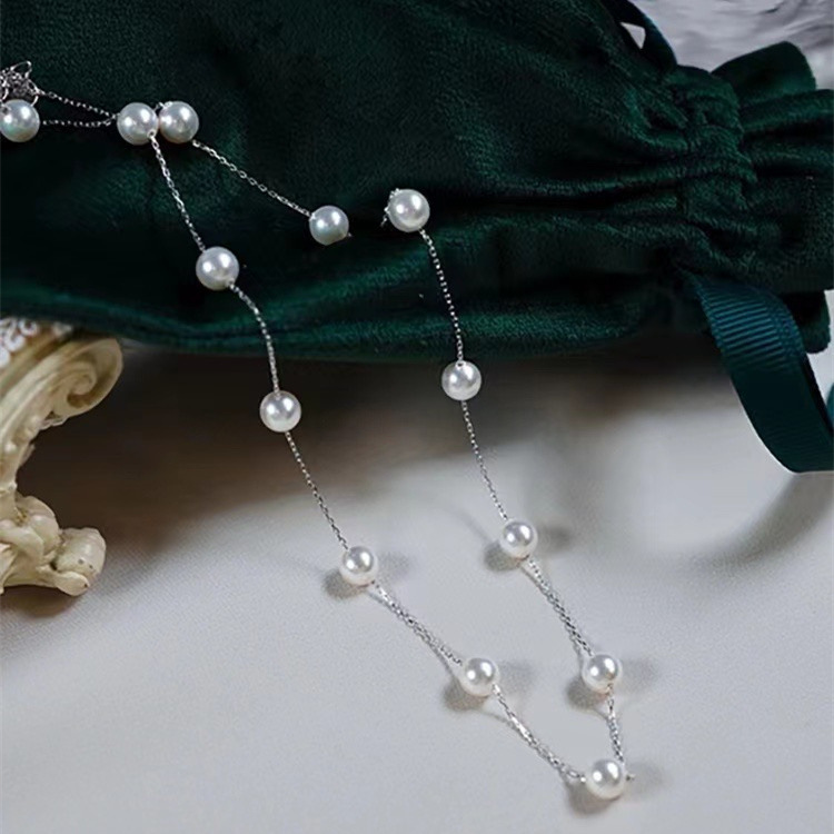 Necklace from pearl