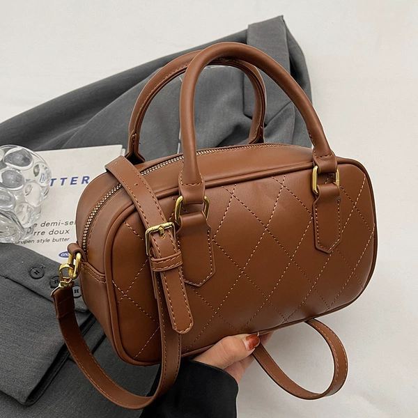 Brown pendant