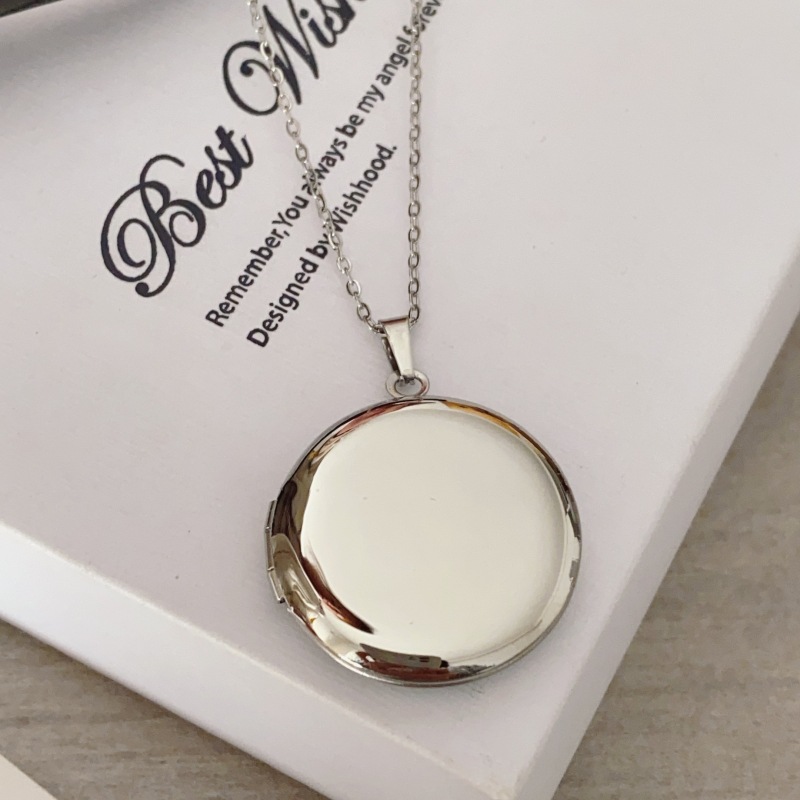 316 Stainless Steel , Titanium Steel Material 18K Gold Plated Rose Gold Plated White Gold Plated 316 Stainless Steel Titanium Steel Ion Plating (IP) Round IG Style Locket Necklace For Unisex