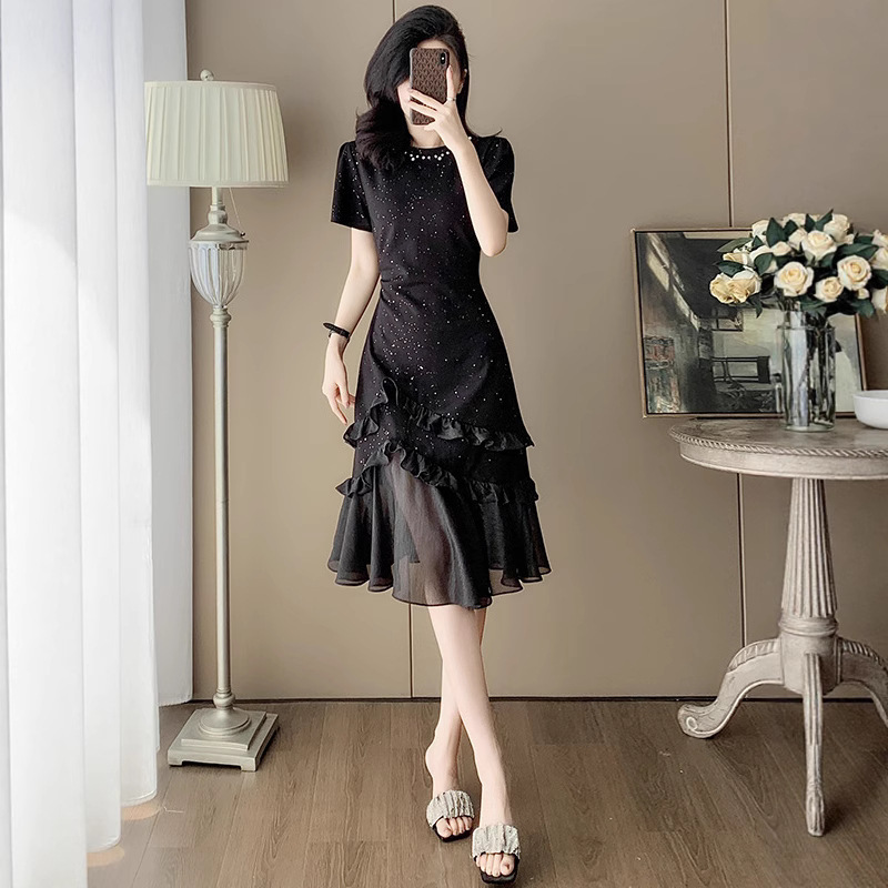 2025 New Summer Style Classy Accessible Luxury Black Dress Women's Waist Slimming Look Splicing Mesh Exquisite Elegant Fishtail Skirt
