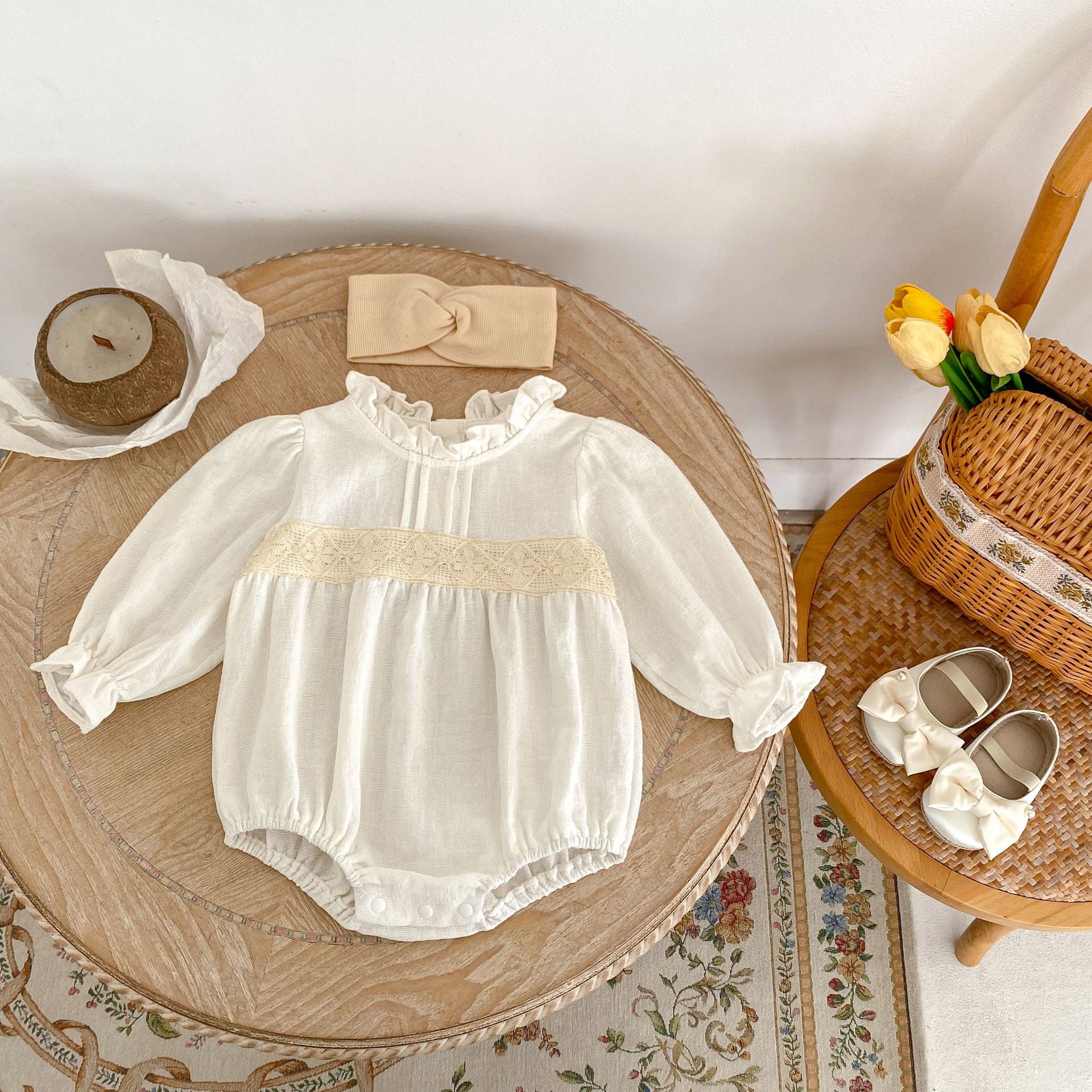 Ins2024 Autumn All Cotton New Girl Baby Long Sleeve Ha Yi Black Ear Collar Triangle Bag fart Crawler Clothes_voghion.com