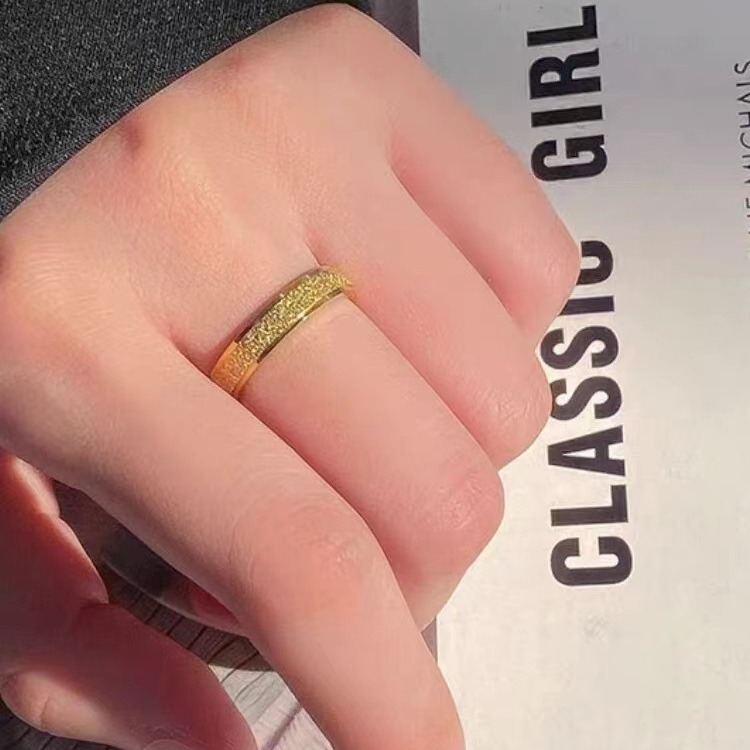 Zweifarbige, stapelbare, zarte Ringe, trendiges Set aus verschiedenen Metallen zum Kombinieren, minimalistische, dünne Gold- und Silberringe, gravierte Initialen und Sternsymbole, 3-5 Stück zum Stapeln, Mode_voghion.com