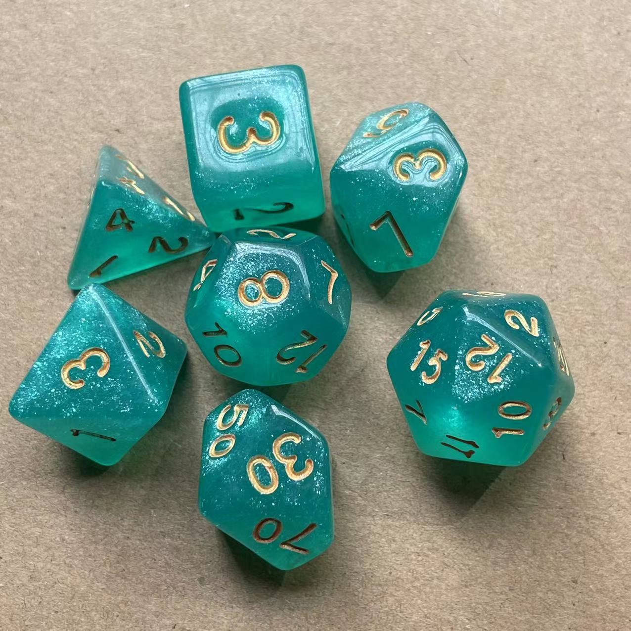 七个一套闪粉水绿